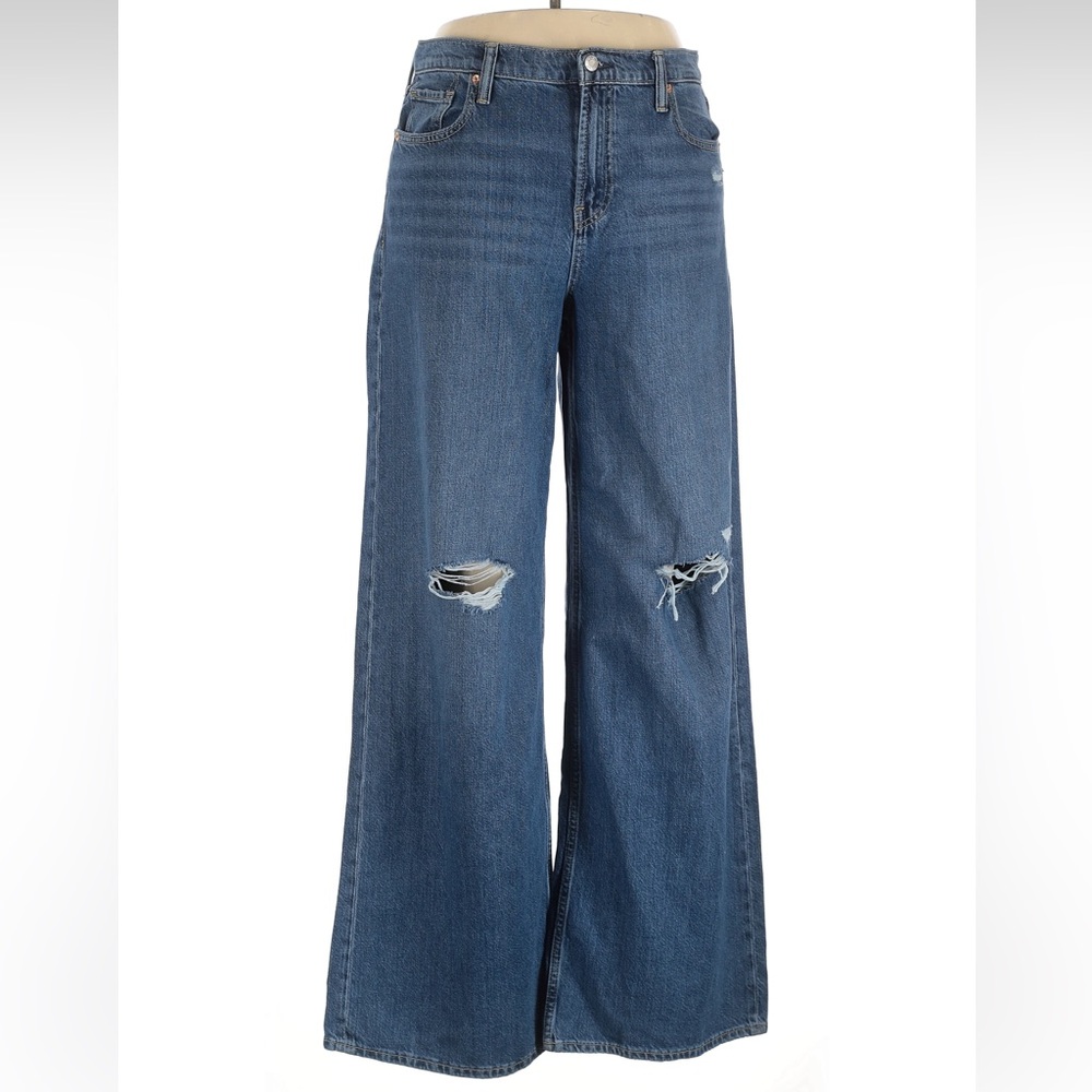 GAP Women's Baggy Mid Rise Size 10 Tall 30 waist Blue wide leg Jeans distressed - Picture 4 of 8